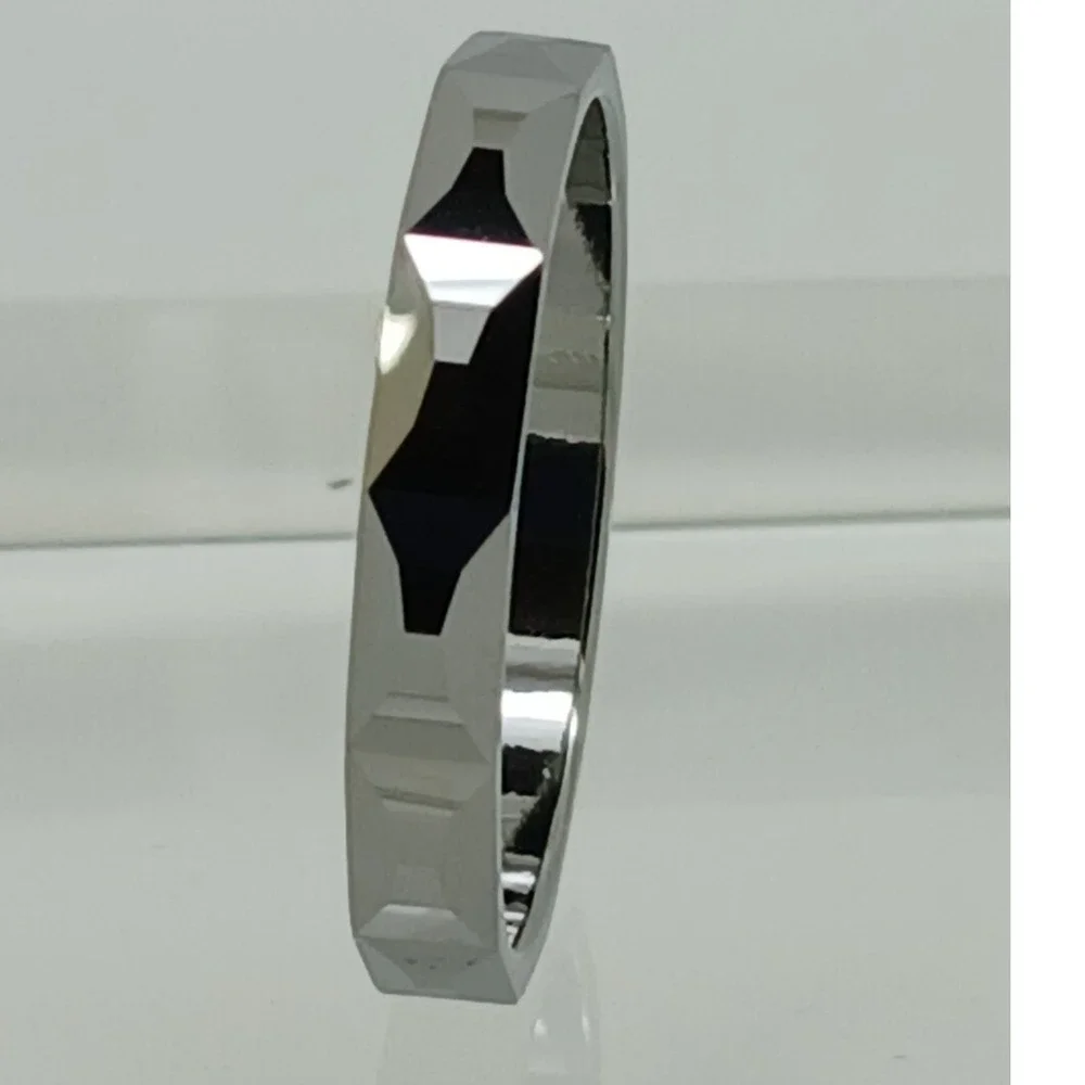 Vintage Tungsten Faceted Geometric Ring Silver Tone 4mm Band Size 11.5 Y2K NOS